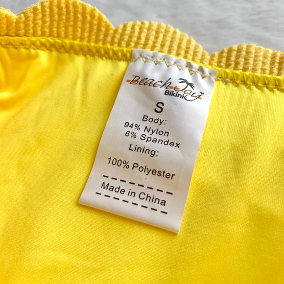 NWT High Waisted Yellow Bikini Bottoms Size Small - Picture 10 of 10